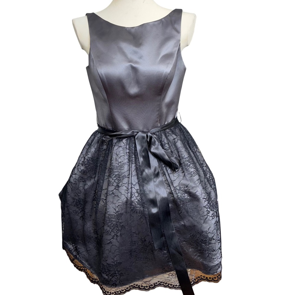 SORELLA VITA Gray Satin Lace Fit Flare Dress Bridesmaid Formal Size 12‎ Party